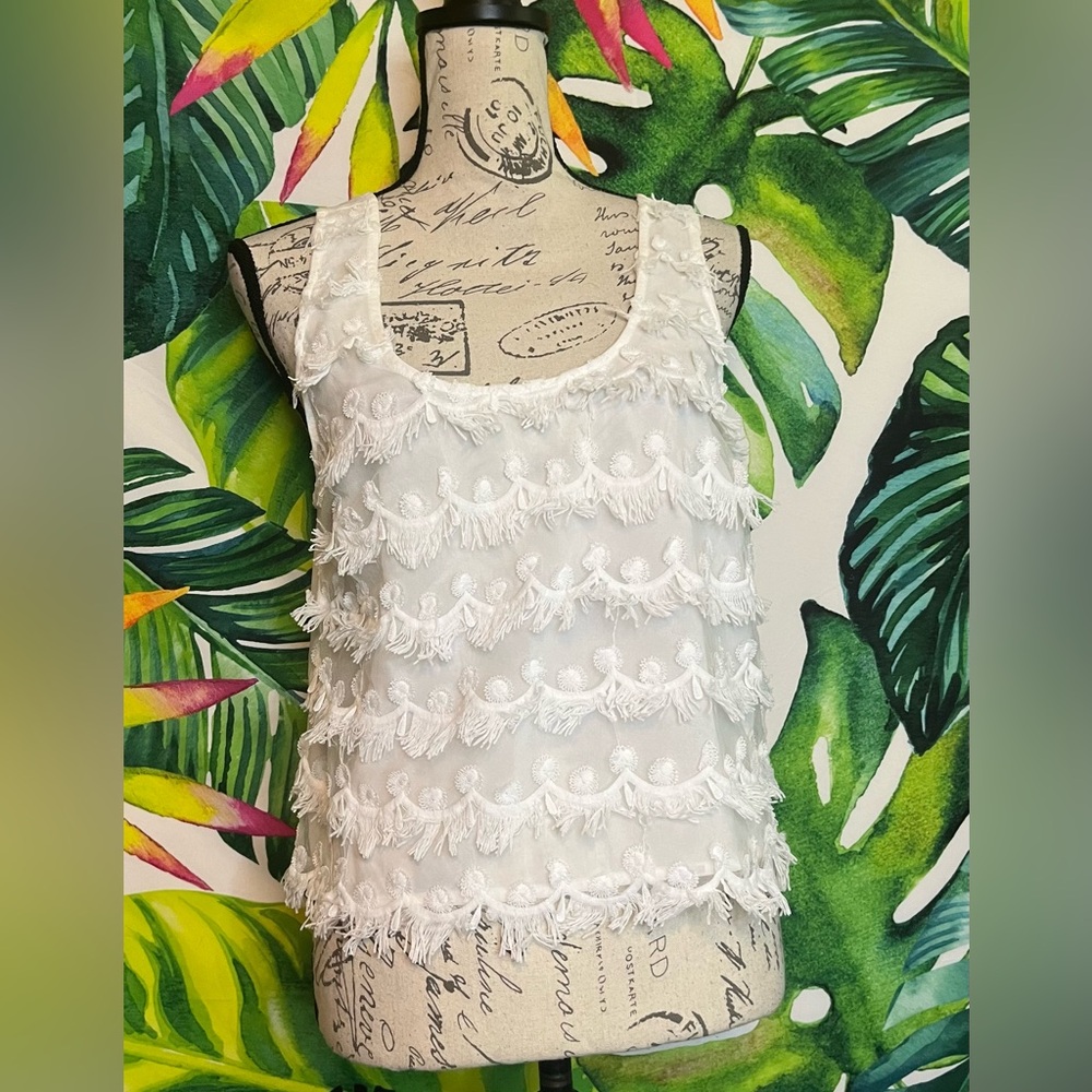 BB Dakota M White Pom Fringe Layered Crop Sleeveless Western Cowgirl Blouse Tank